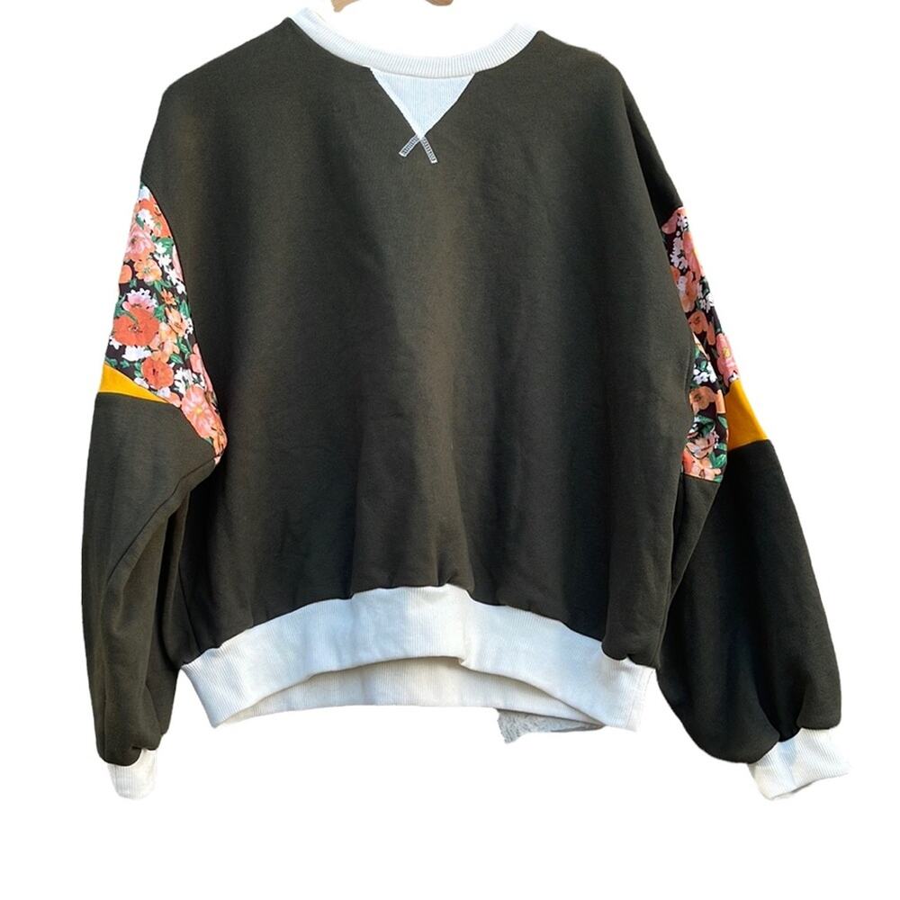 Zara oversize olive green sweatshirt size medium